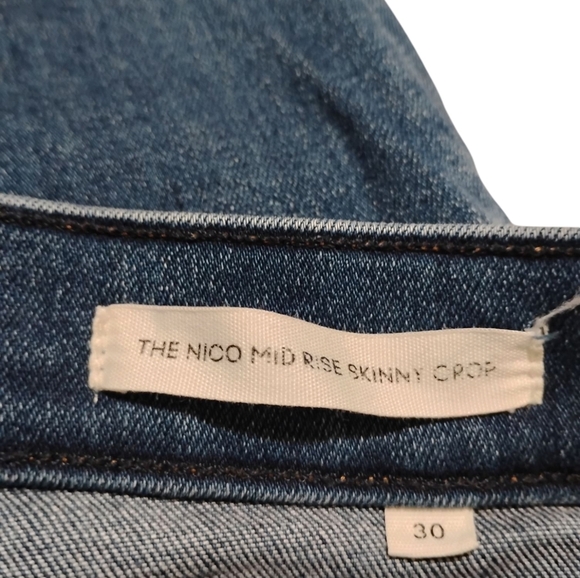 Aritzia Denim Forum | The Nico Mid Rise Skinny Crop | Woman's Jean |  Size 30 - Picture 11 of 14